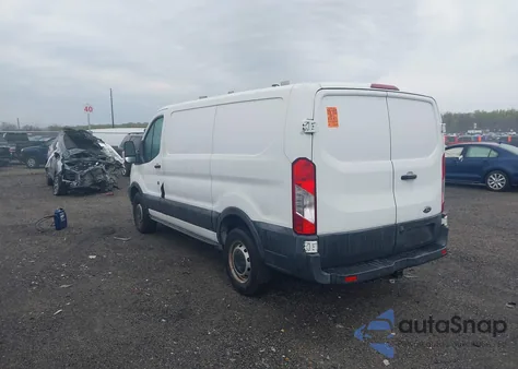 2017 Ford Transit-250 z USA, uszkodzony, nr VIN 1FTYR1YM1HKA85291